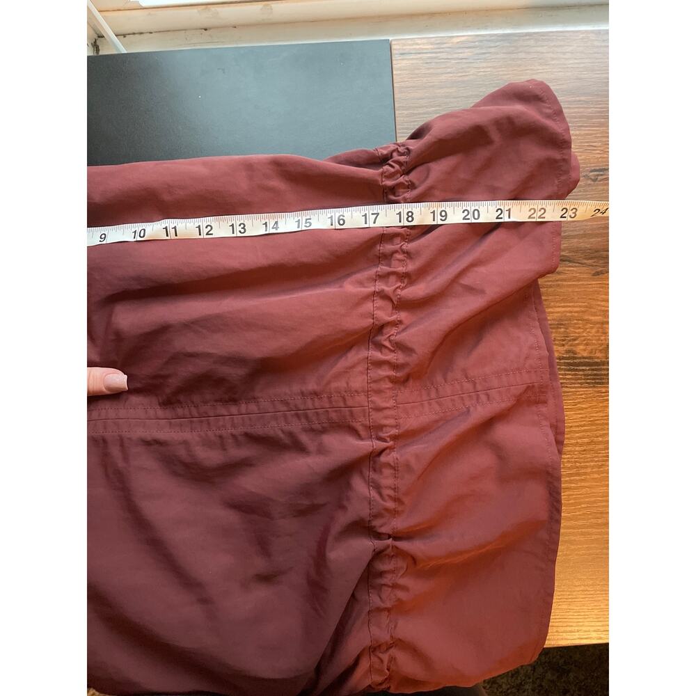 Athleta Acadia Windbreaker Jacket in Burgundy Size Large - Picture 10 of 14